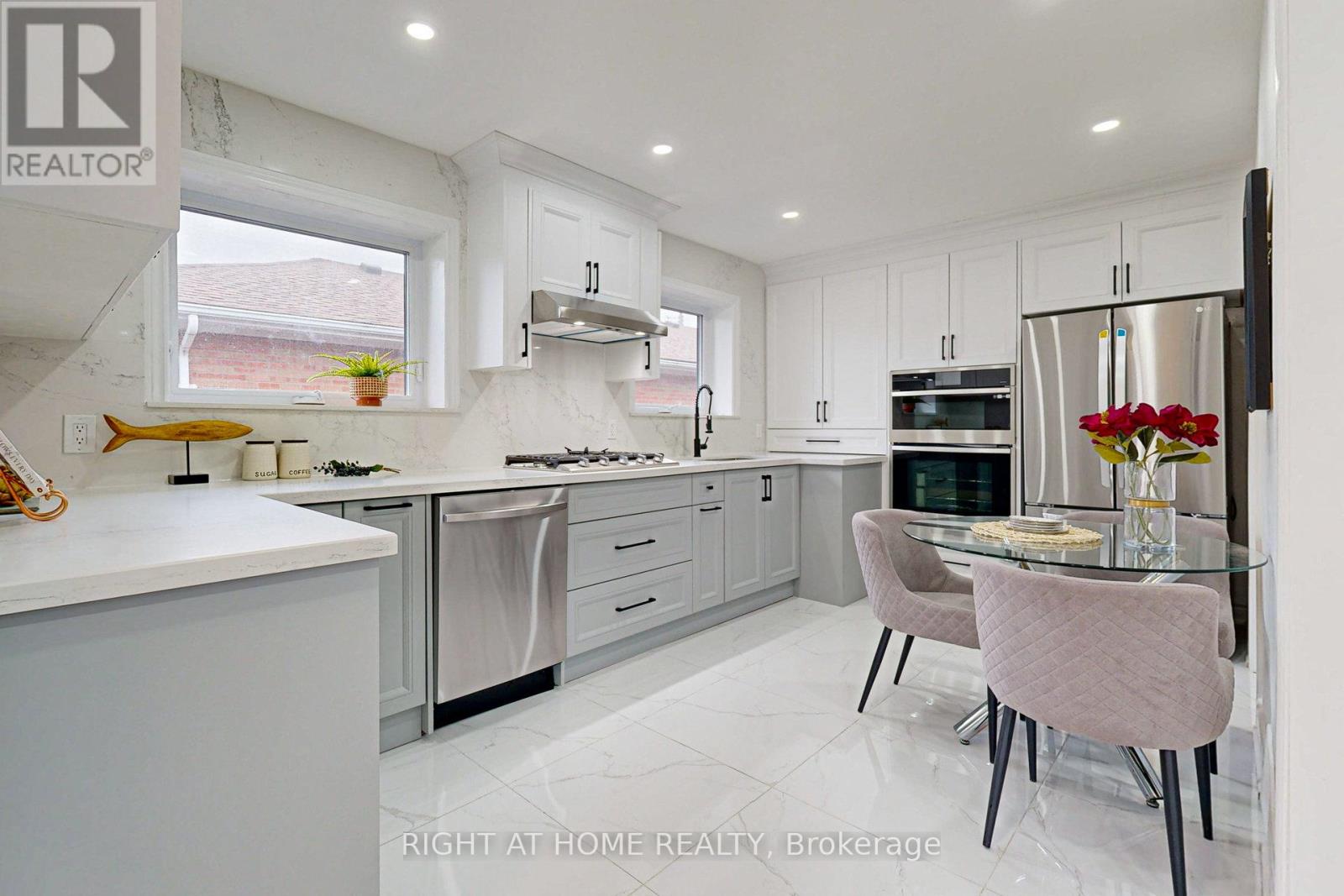 Main - 4 Barnes Crescent, Toronto, Ontario  M1G 1Z9 - Photo 7 - E12480895
