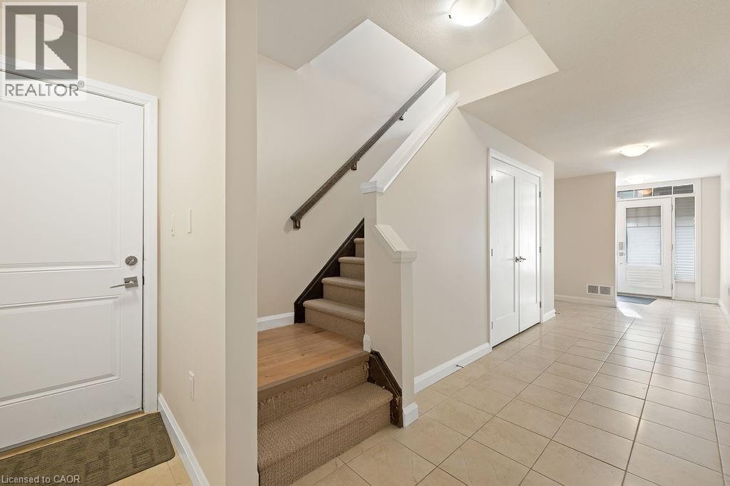 1169 Garner Road E Unit# 33, Ancaster, Ontario  L9G 0G8 - Photo 8 - 40782071