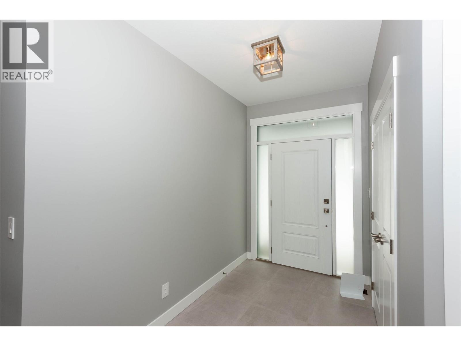 450 Poplar Drive, Logan Lake, British Columbia  V0K 1W0 - Photo 15 - 180639