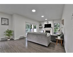 215 13918 72 AVENUE, Surrey, British Columbia