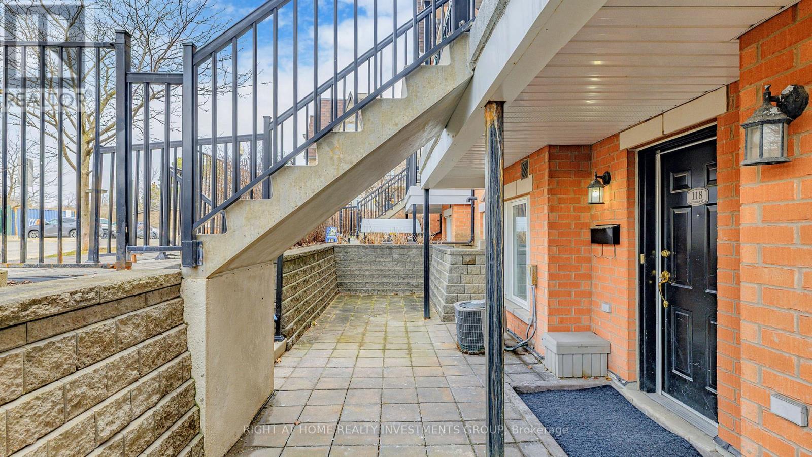 118 - 316 John Street, Markham, Ontario  L3T 0A7 - Photo 2 - N12480917