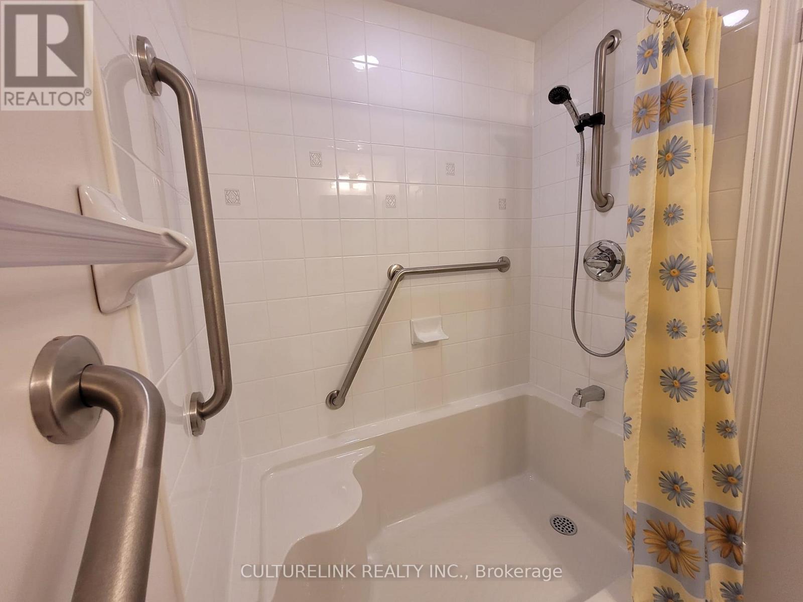 633 - 11211 Yonge Street, Richmond Hill, Ontario  L4S 0E9 - Photo 12 - N12480958