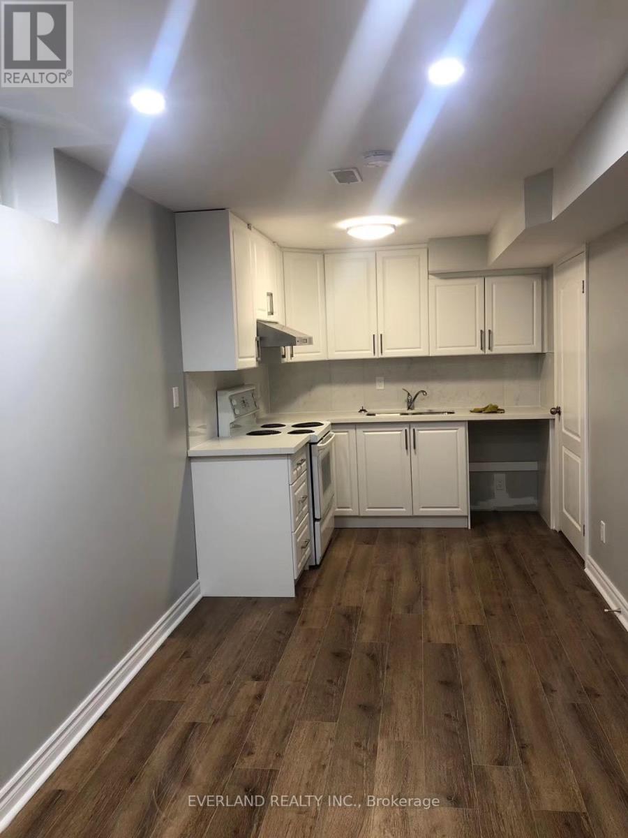 4 SHELL COURT, Richmond Hill, Ontario