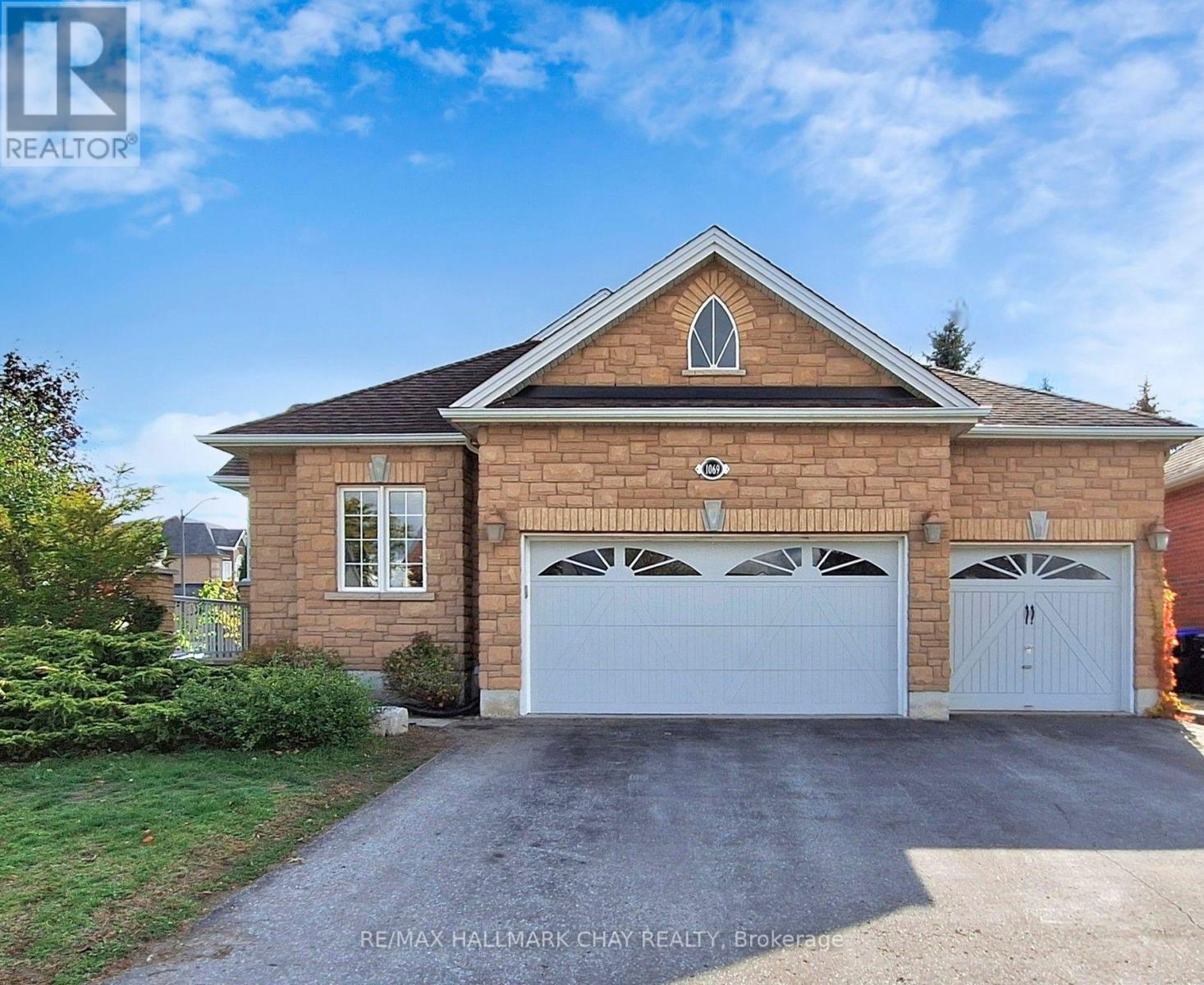 1069 BOOTH AVENUE, innisfil (alcona), Ontario