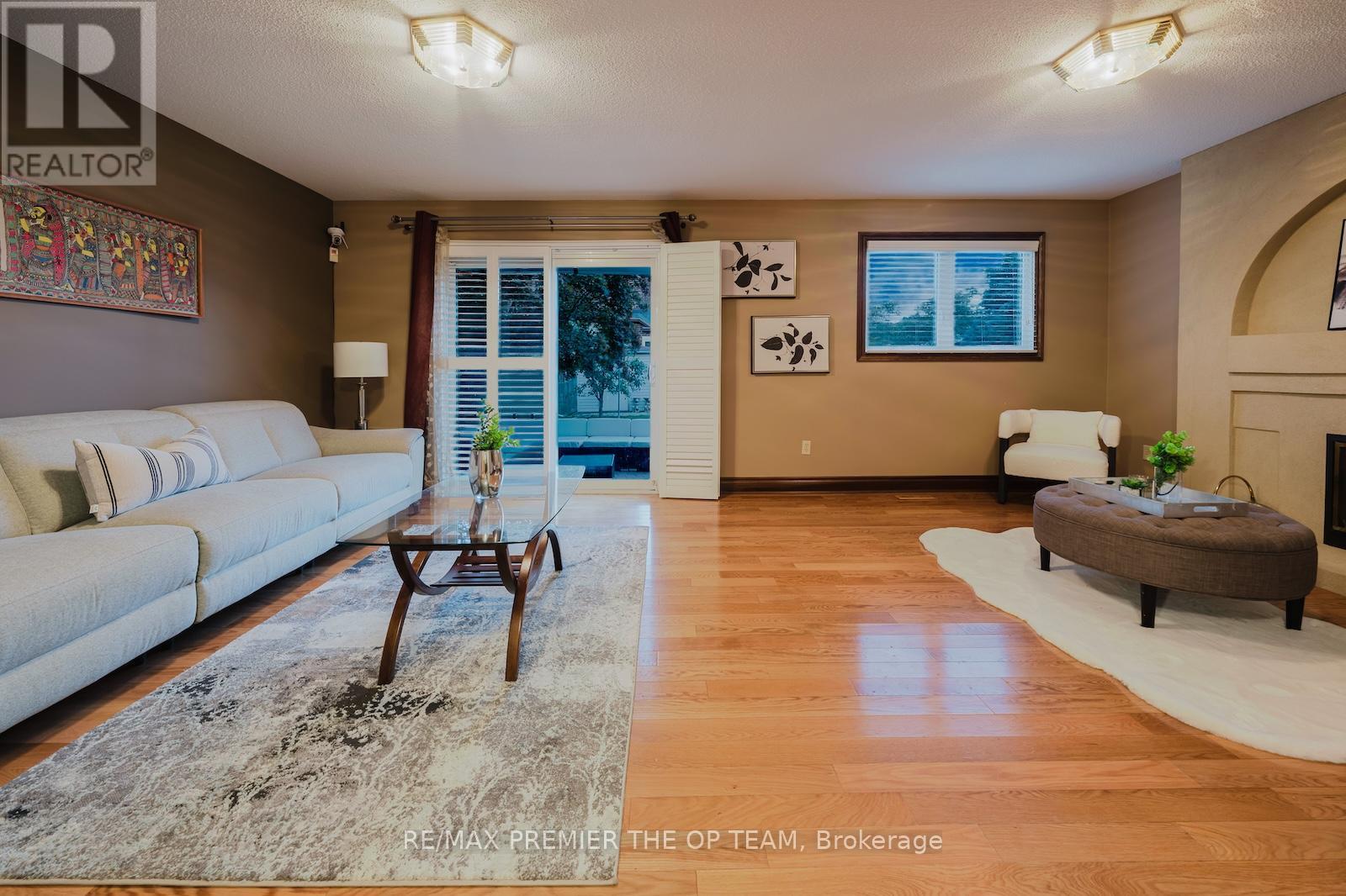 11 Imperial Court, Vaughan, Ontario  L4L 3T9 - Photo 27 - N12480989