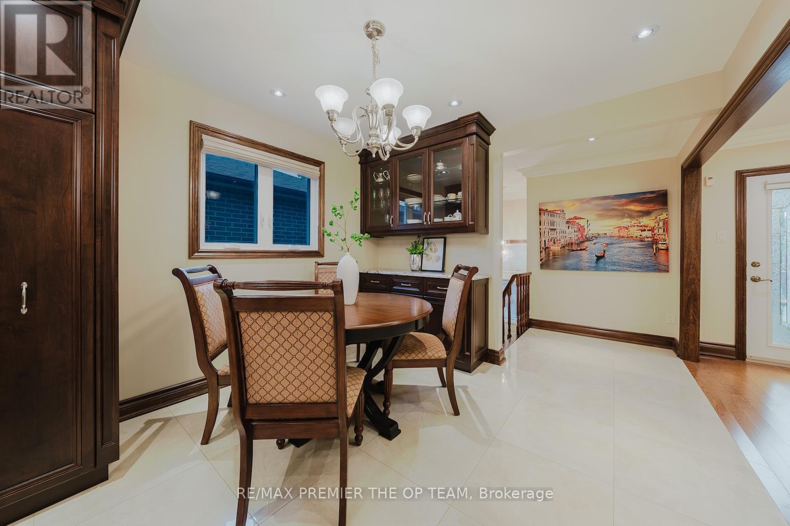 11 Imperial Court, Vaughan, Ontario  L4L 3T9 - Photo 8 - N12480989