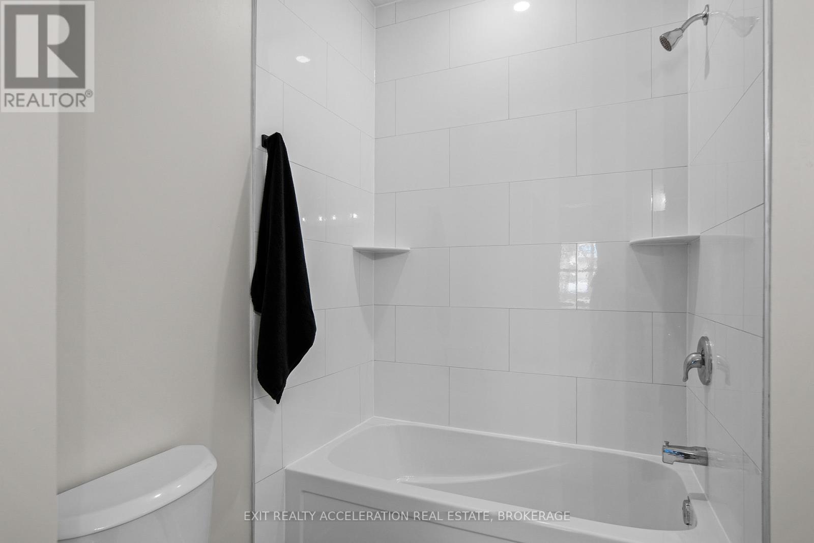213 Belleville Road, Greater Napanee (Greater Napanee), Ontario  K7R 2R4 - Photo 22 - X12481049