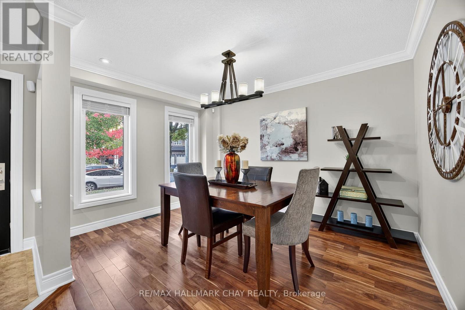 5 Saxon Road, Barrie (Innis-Shore), Ontario  L4M 7G6 - Photo 15 - S12480973