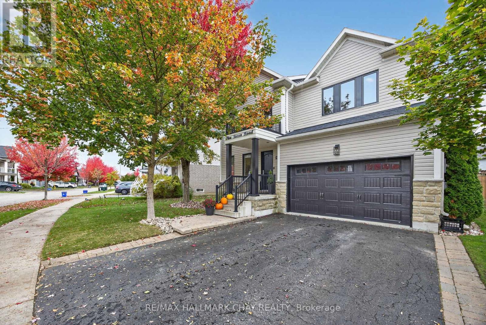 5 Saxon Road, Barrie (Innis-Shore), Ontario  L4M 7G6 - Photo 2 - S12480973