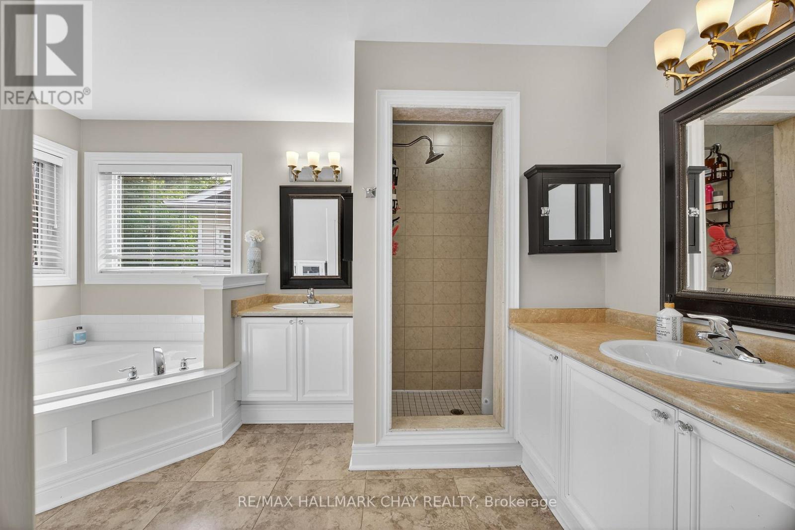 5 Saxon Road, Barrie (Innis-Shore), Ontario  L4M 7G6 - Photo 21 - S12480973