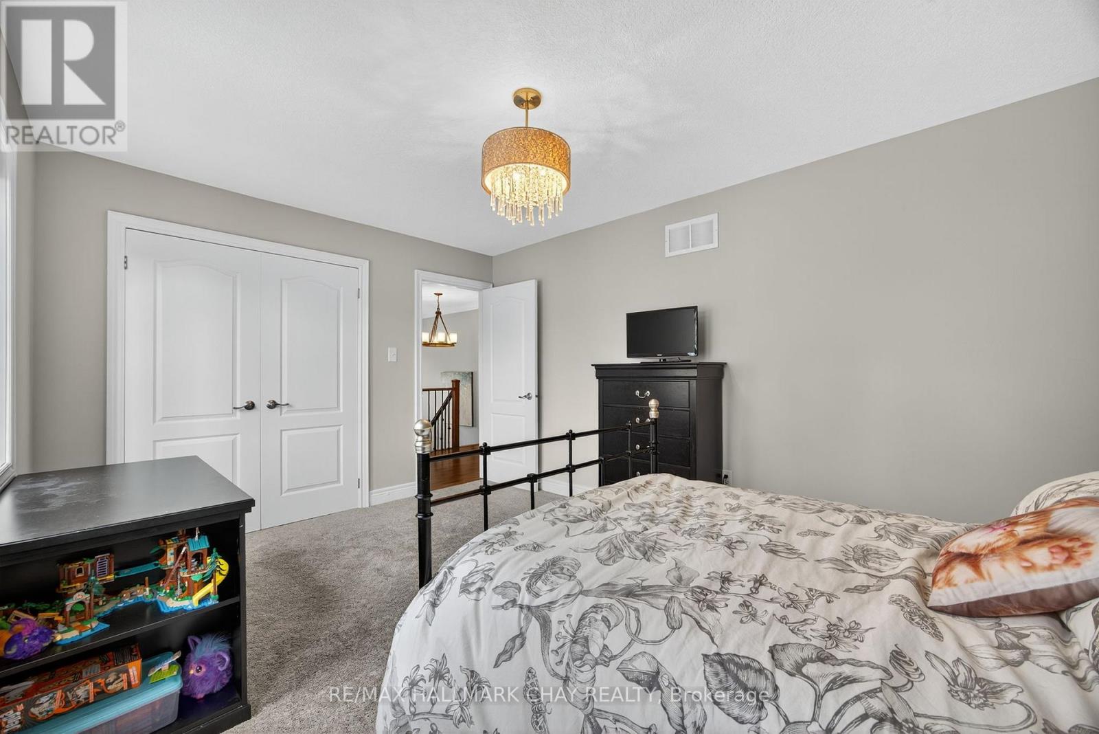 5 Saxon Road, Barrie (Innis-Shore), Ontario  L4M 7G6 - Photo 26 - S12480973