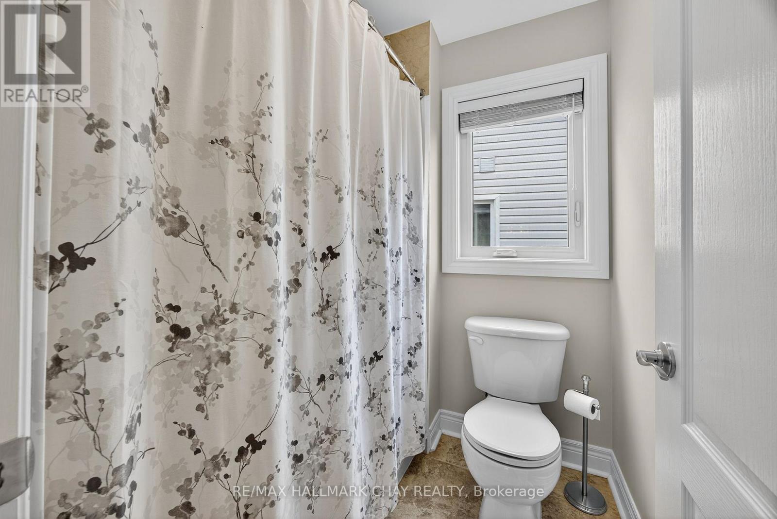 5 Saxon Road, Barrie (Innis-Shore), Ontario  L4M 7G6 - Photo 28 - S12480973