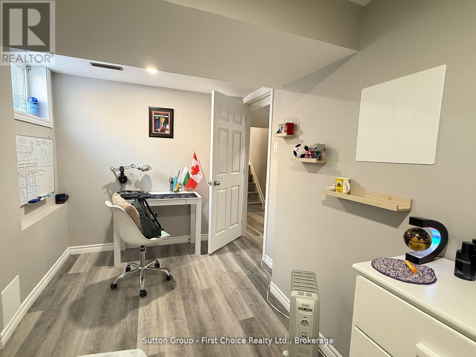 75 Cleveland Place, London South, Ontario  N5Z 4T5 - Photo 6 - X12481001