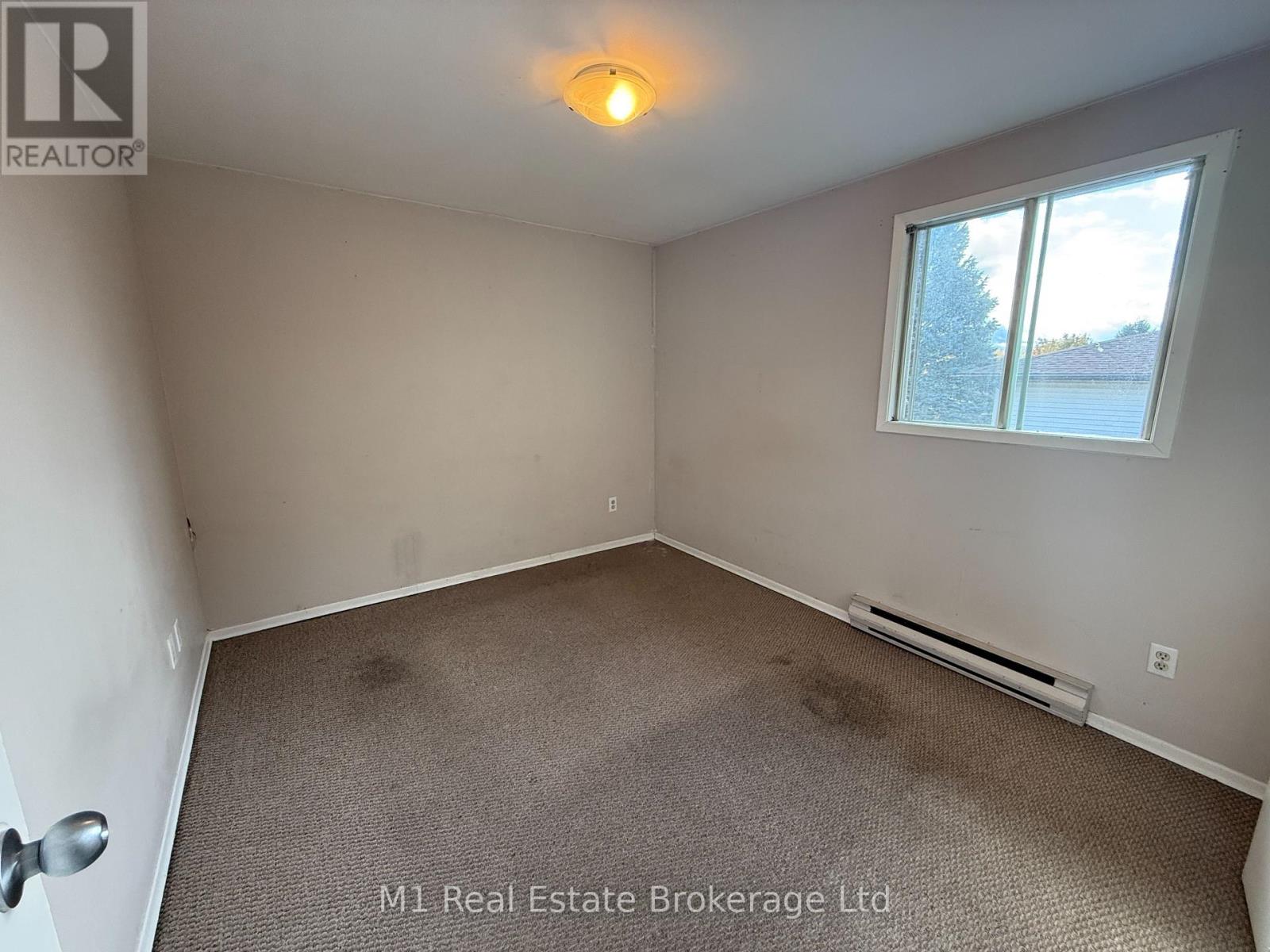 779 Scottsdale Drive, Guelph, Ontario  N1G 3N7 - Photo 14 - X12481015
