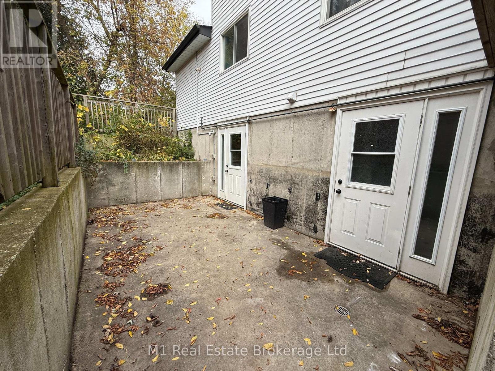 779 Scottsdale Drive, Guelph, Ontario  N1G 3N7 - Photo 17 - X12481015