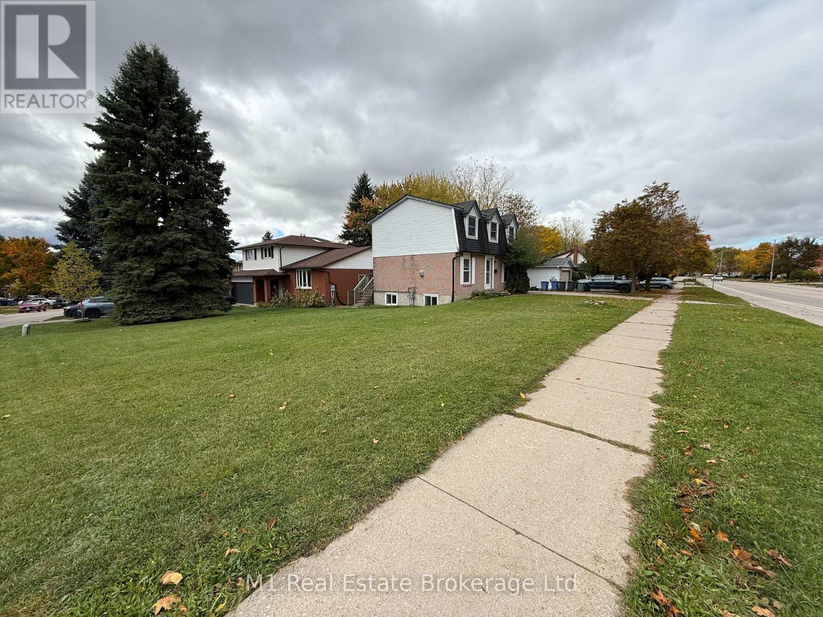 779 Scottsdale Drive, Guelph, Ontario  N1G 3N7 - Photo 5 - X12481015