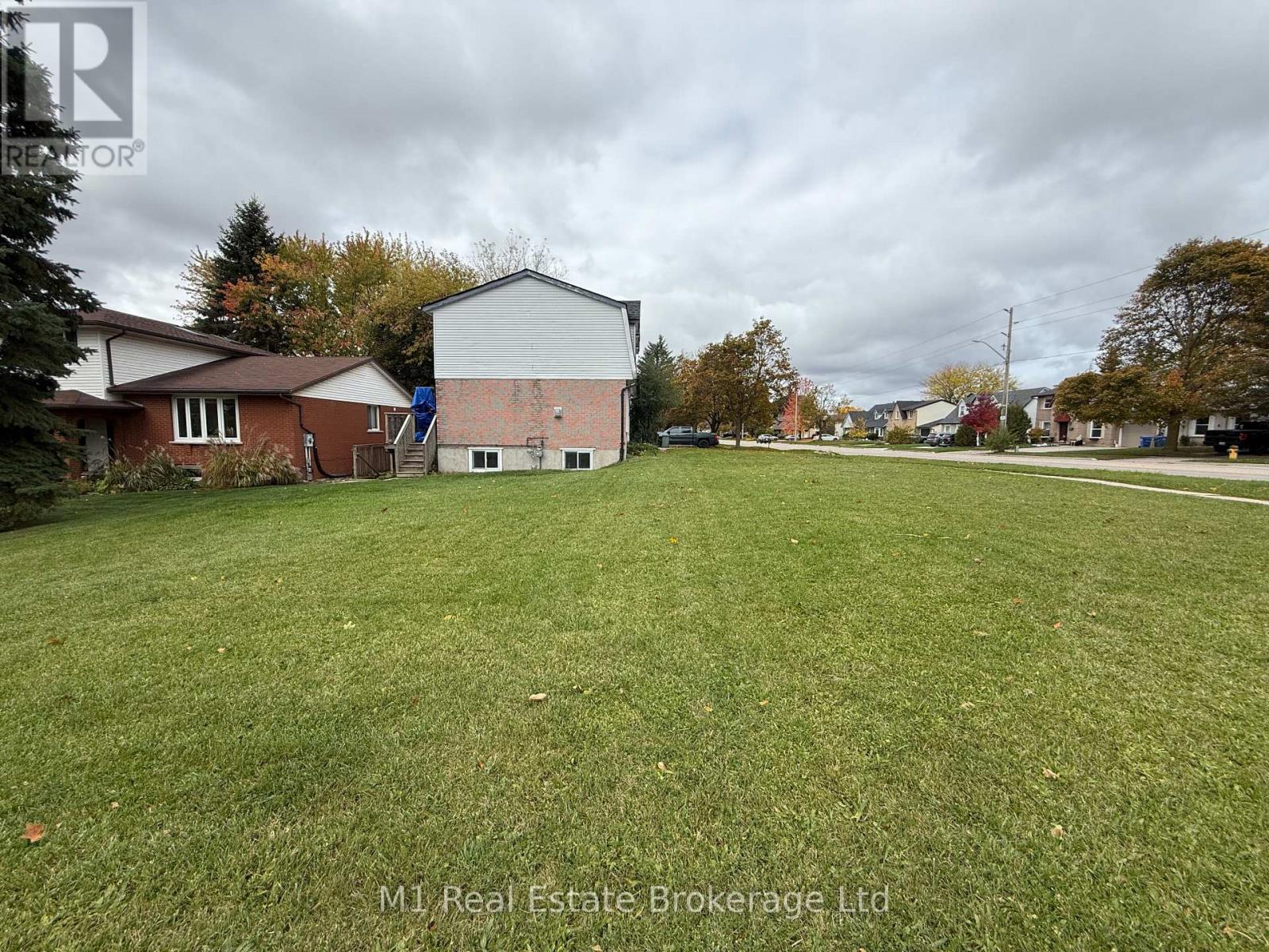 779 Scottsdale Drive, Guelph, Ontario  N1G 3N7 - Photo 6 - X12481015
