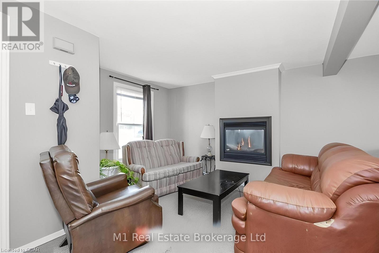 779 Scottsdale Drive, Guelph, Ontario  N1G 3N7 - Photo 7 - X12481015