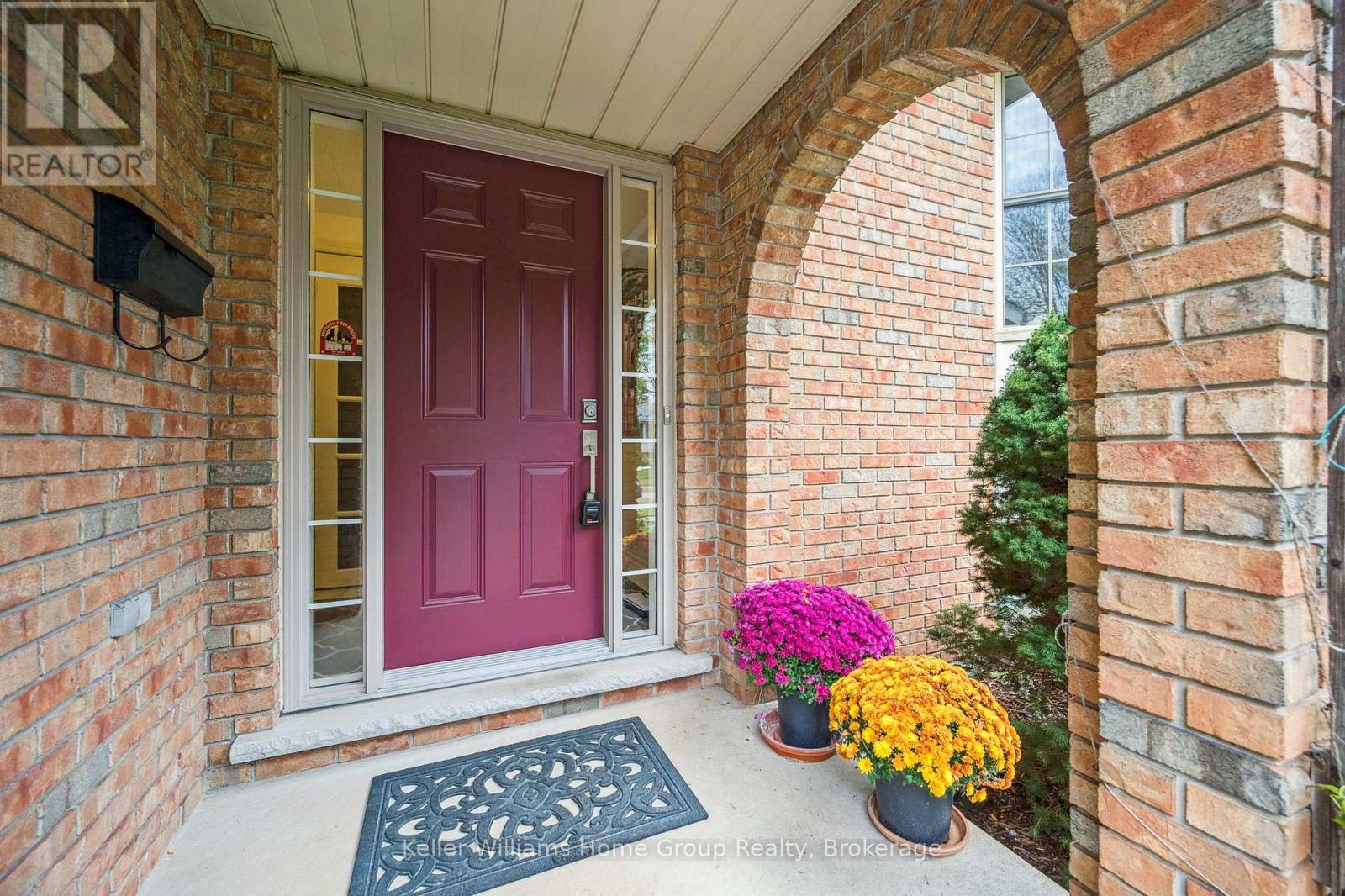 29 Shadybrook Crescent, Guelph, Ontario  N1G 3G8 - Photo 5 - X12481021