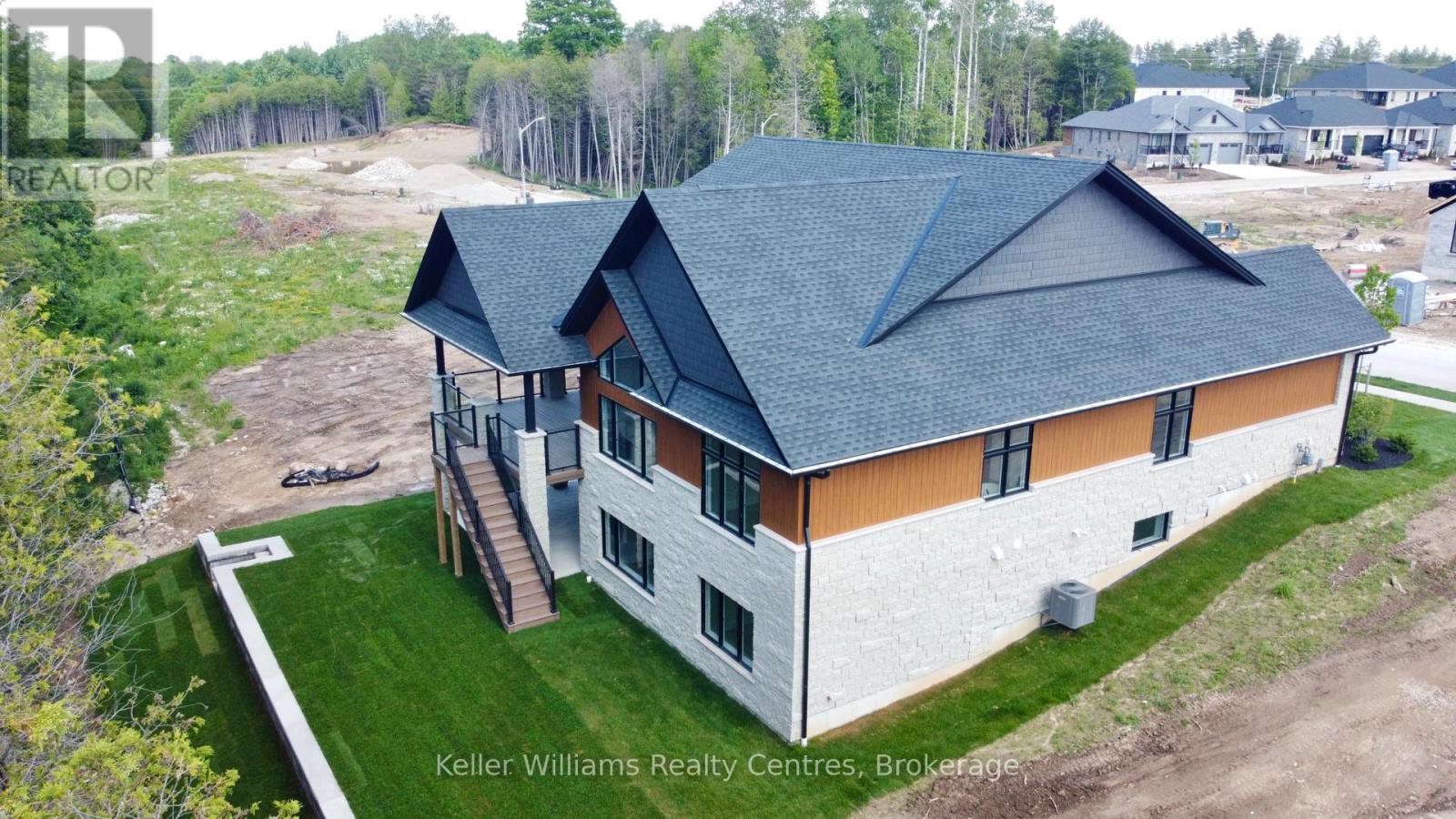 776 20th Street, Hanover, Ontario  N4N 0C5 - Photo 5 - X12481056