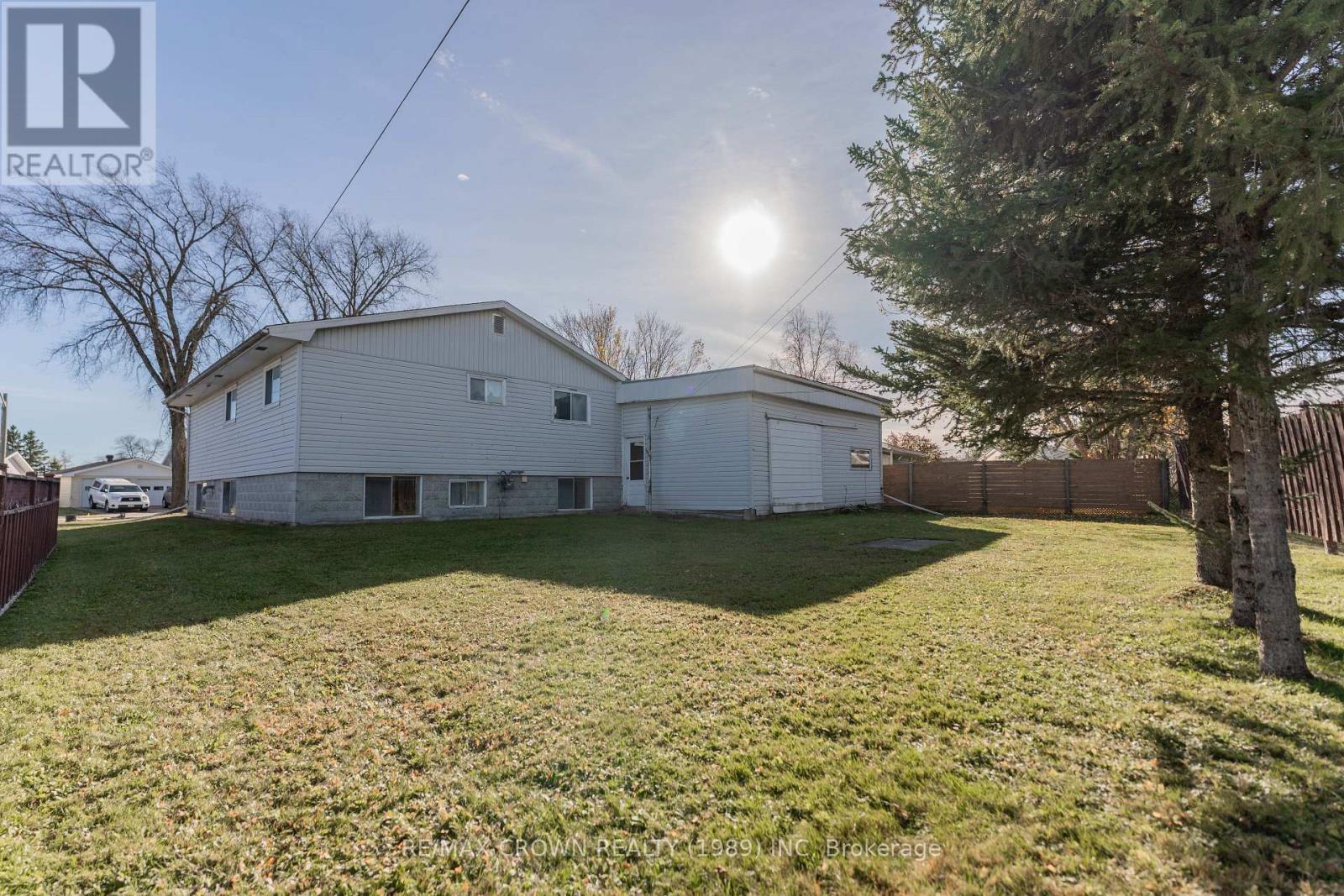 34 Maple Drive, Kapuskasing, Ontario  P5N 2A6 - Photo 2 - T12481052