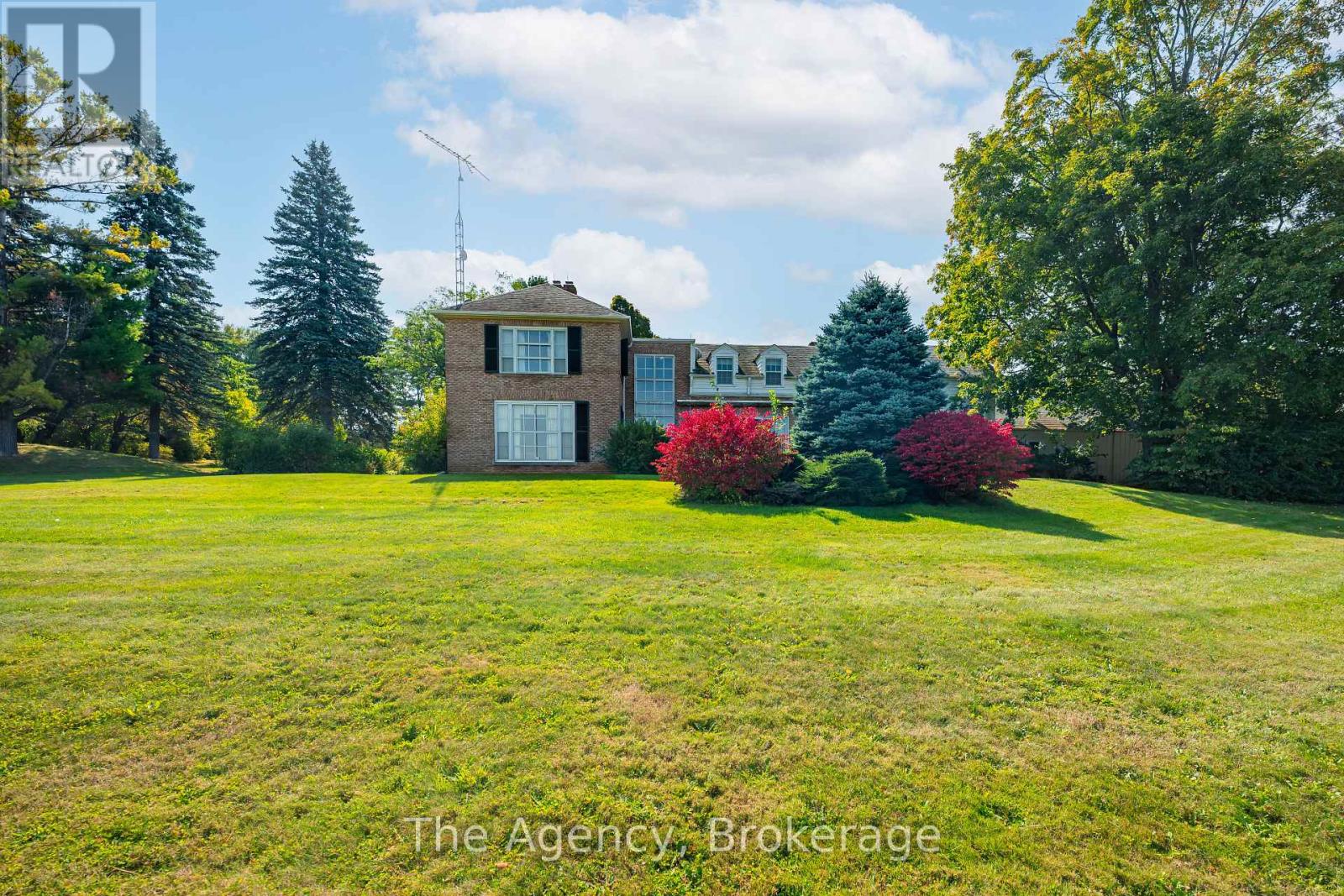 5150 17 Side Road, King (Schomberg), Ontario  L0G 1T0 - Photo 10 - N12481018