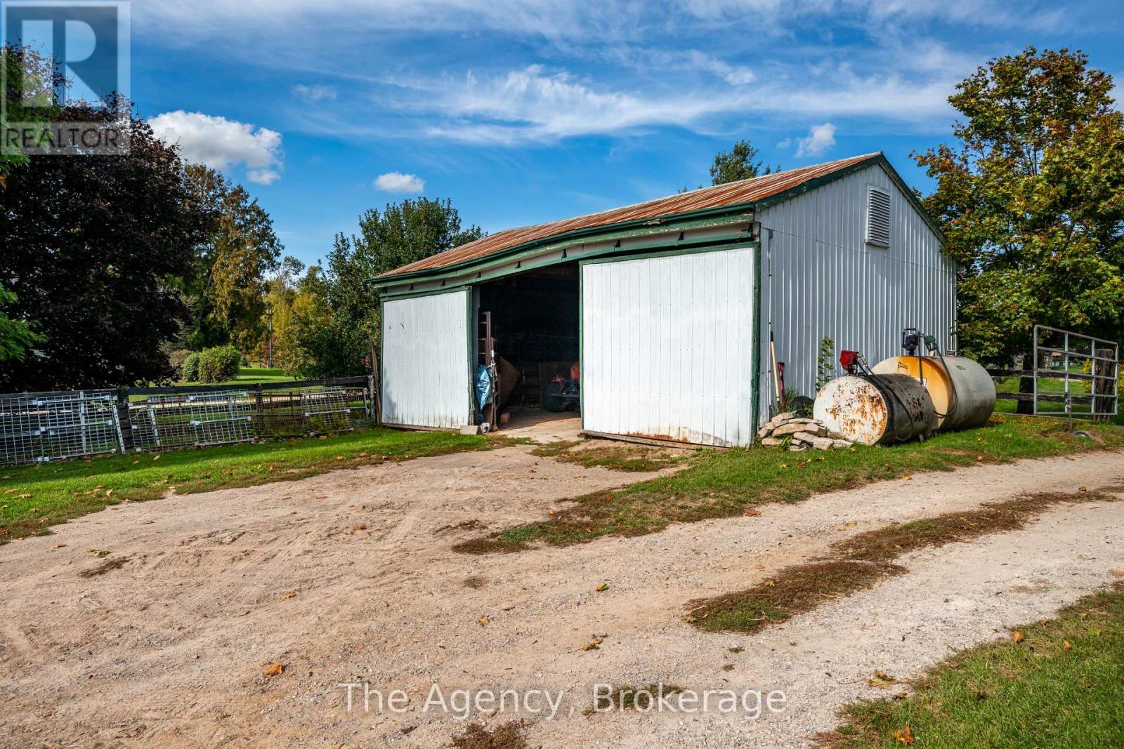 5150 17 Side Road, King (Schomberg), Ontario  L0G 1T0 - Photo 36 - N12481018