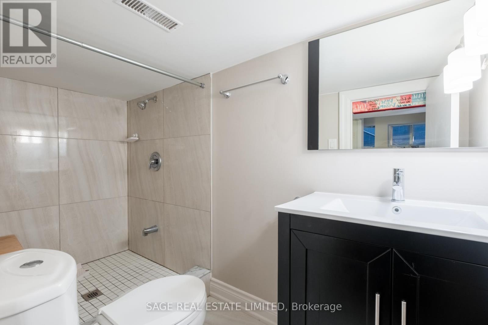 18 Palmerston Avenue, Toronto, Ontario  M6J 2H7 - Photo 46 - C12480880
