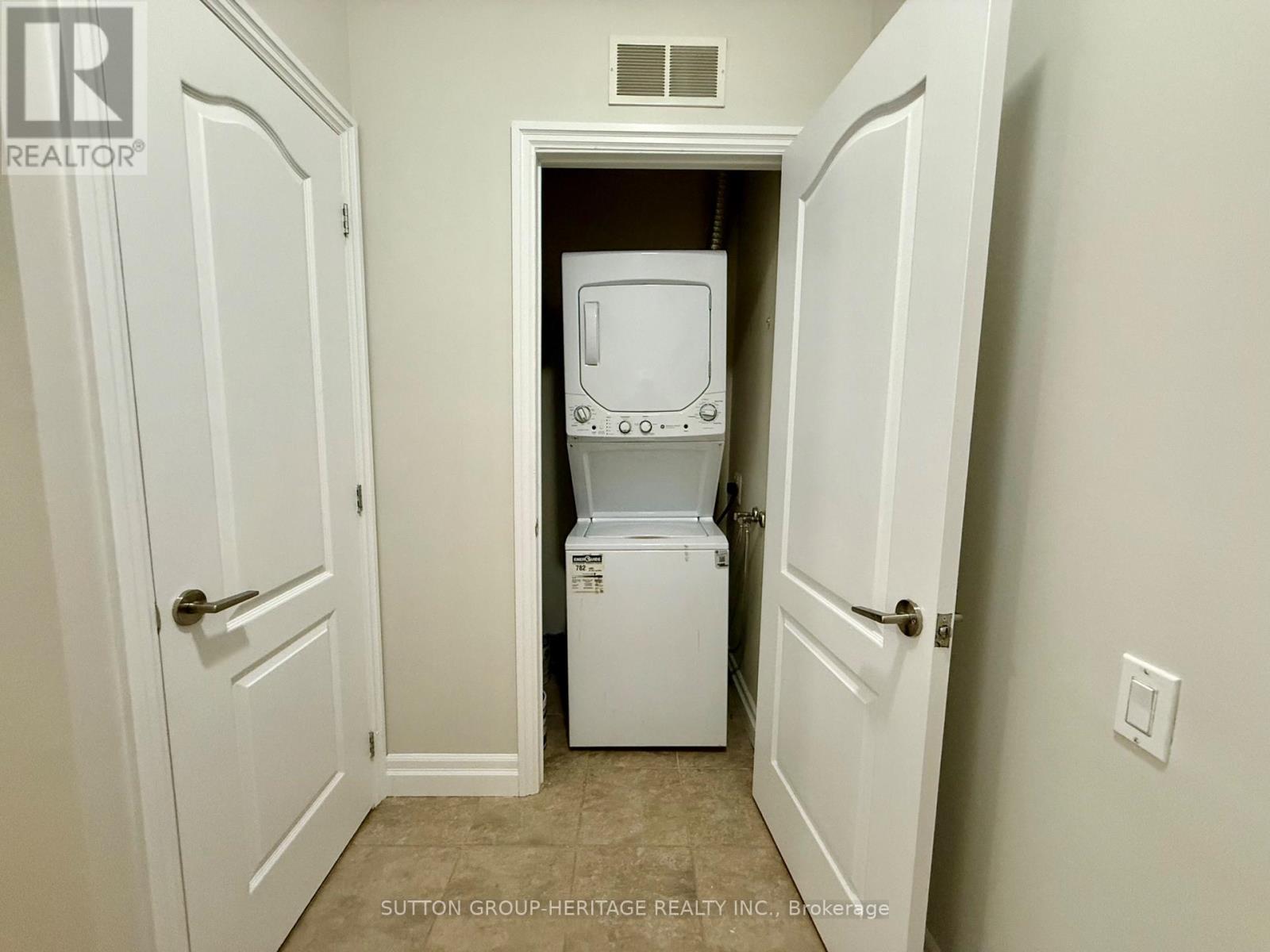 902 - 44 Bond Street W, Oshawa, Ontario  L1G 6R2 - Photo 8 - E12478859