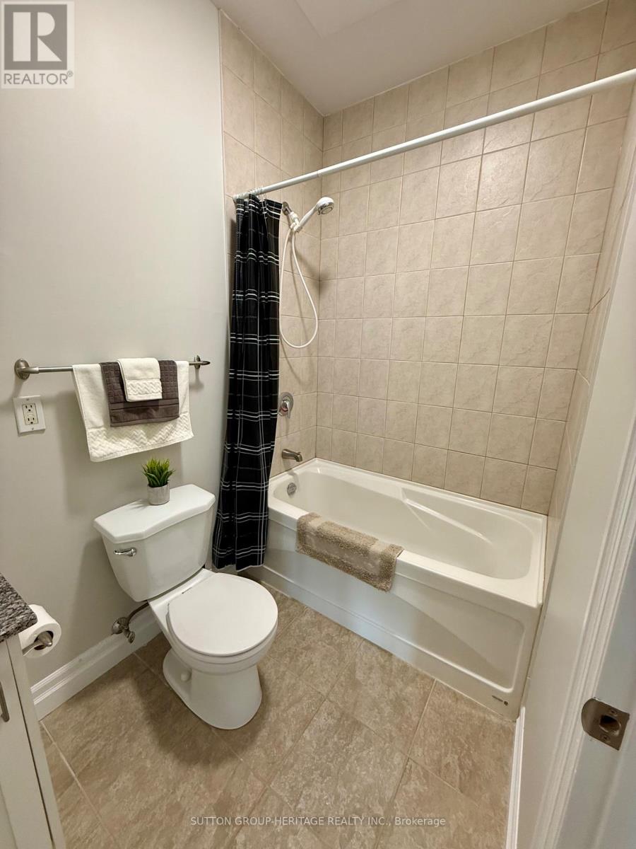 902 - 44 Bond Street W, Oshawa, Ontario  L1G 6R2 - Photo 7 - E12478859