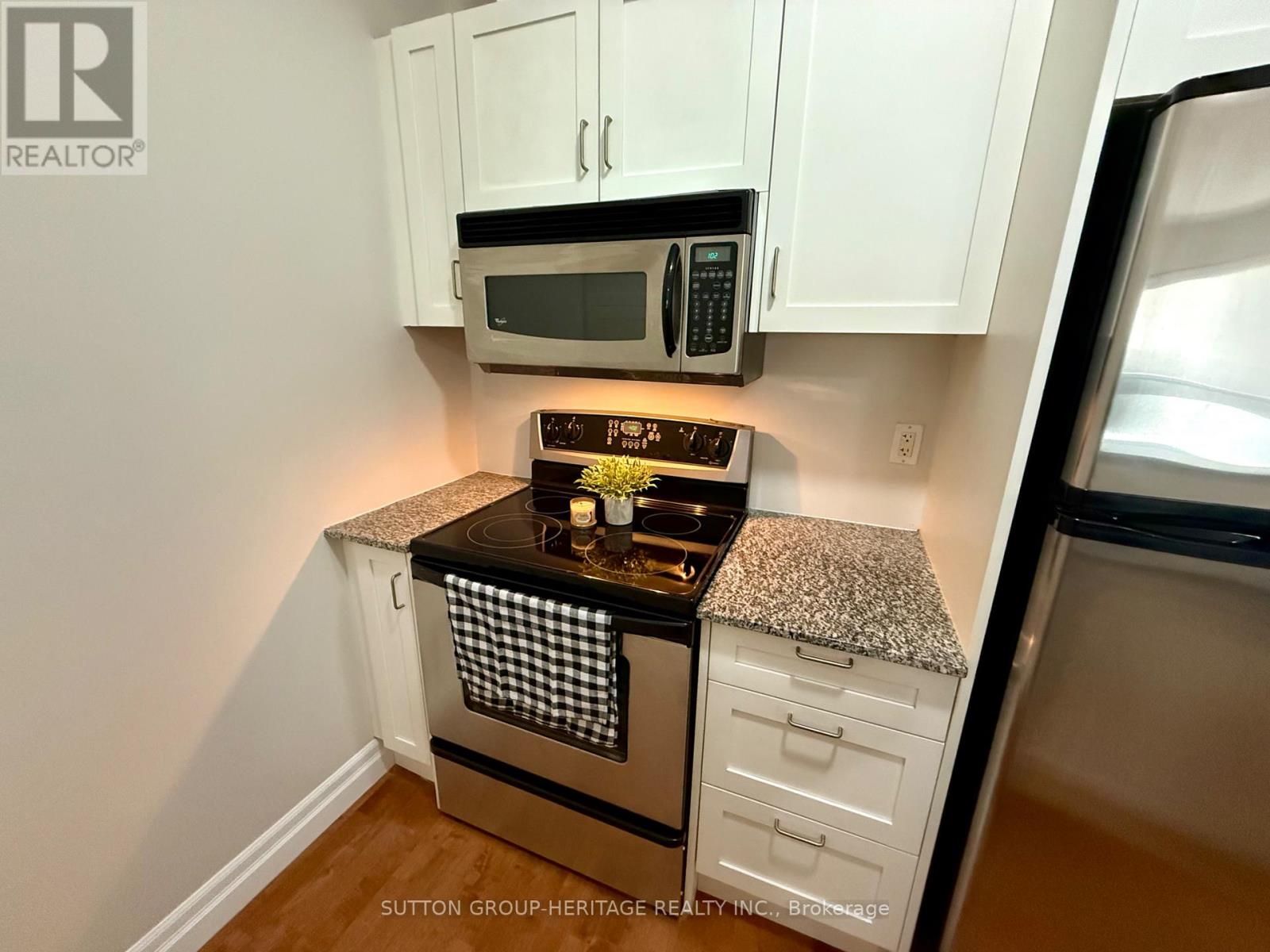 902 - 44 Bond Street W, Oshawa, Ontario  L1G 6R2 - Photo 17 - E12478859