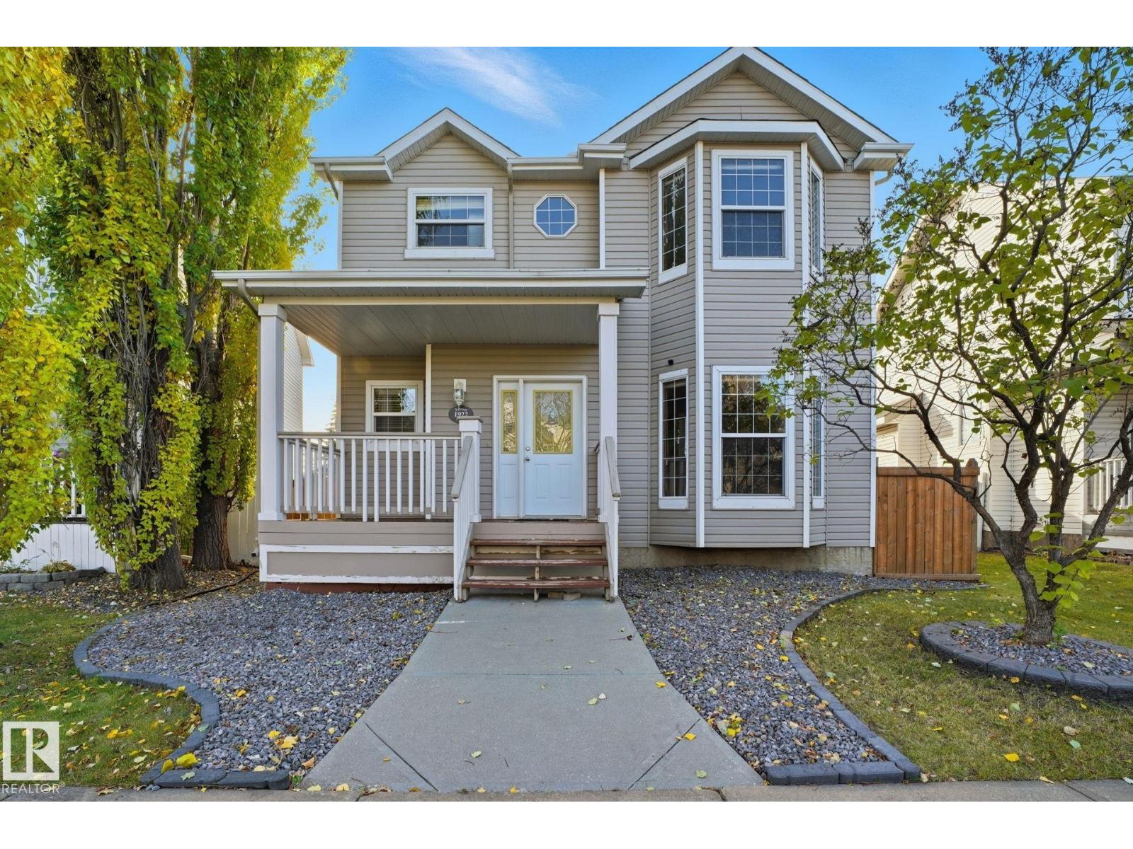 1922 Tanner Wd Nw, Edmonton, Alberta  T6R 2S5 - Photo 2 - E4463402