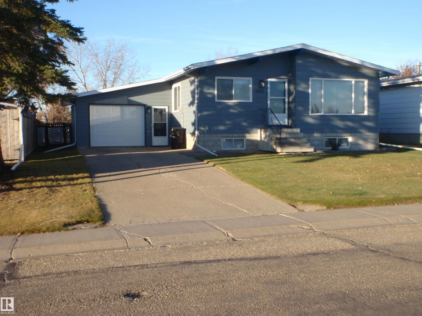 5810 - 53 ST, Barrhead, Alberta