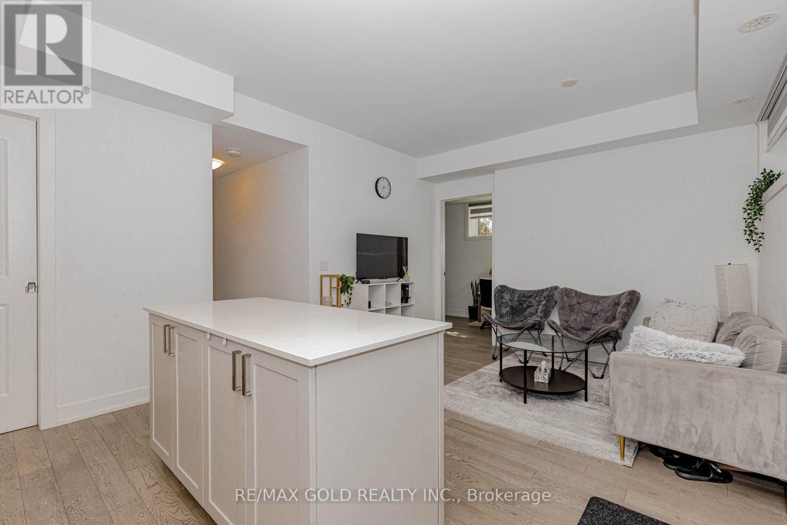 148 - 1075 Douglas Mccurdy Comm, Mississauga, Ontario  L5G 0C6 - Photo 13 - W12480891
