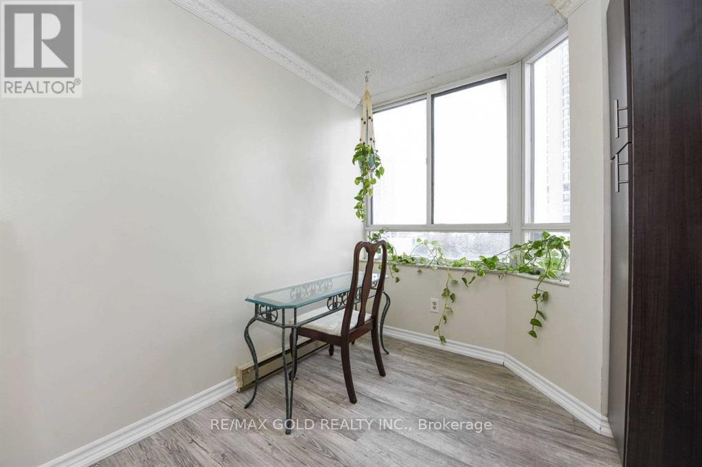 704 - 5 Lisa Street, Brampton, Ontario  L6T 4T4 - Photo 13 - W12480900