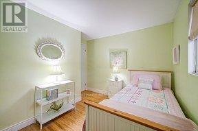 33 Groveland Crescent, Brampton (Northgate), Ontario  L6S 1L1 - Photo 21 - W12480908