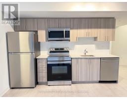 604 - 556 MARLEE AVENUE, Toronto, Ontario