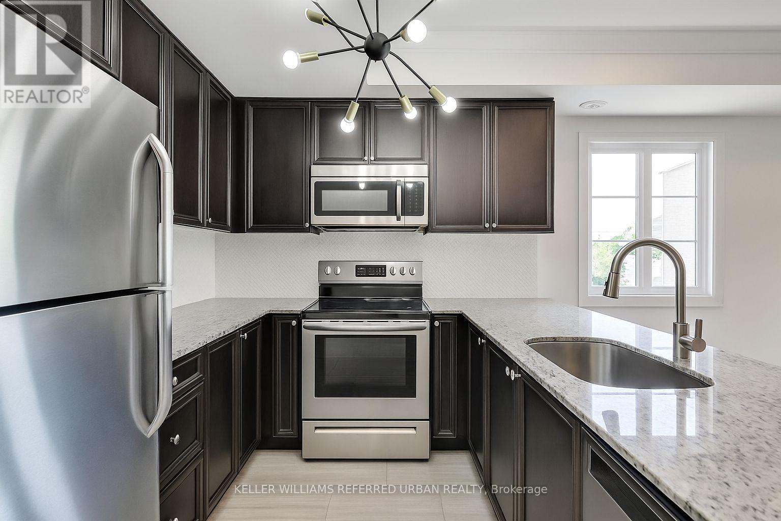 231 - 380 Hopewell Avenue, Toronto, Ontario  M6E 2S2 - Photo 5 - W12480934