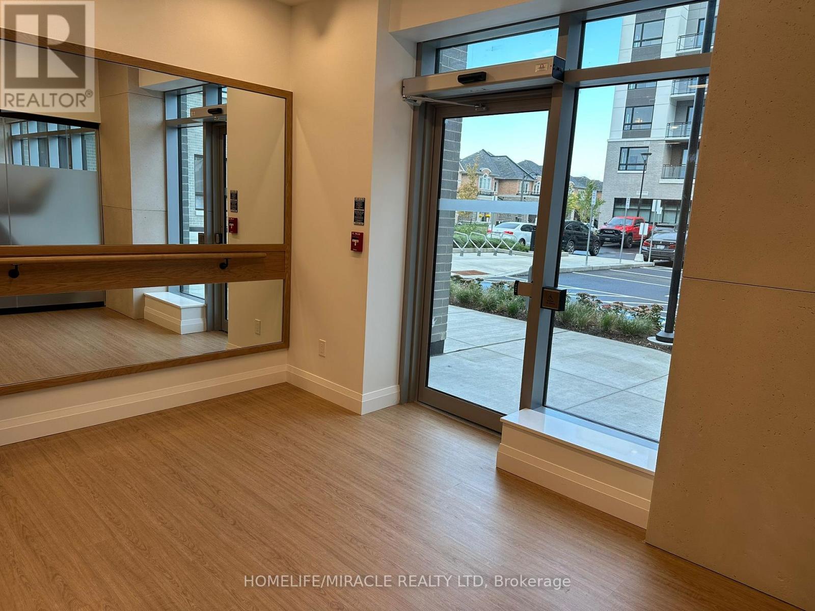 421 - 3250 Carding Mill Trail, Oakville, Ontario  L6M 1L3 - Photo 33 - W12480984