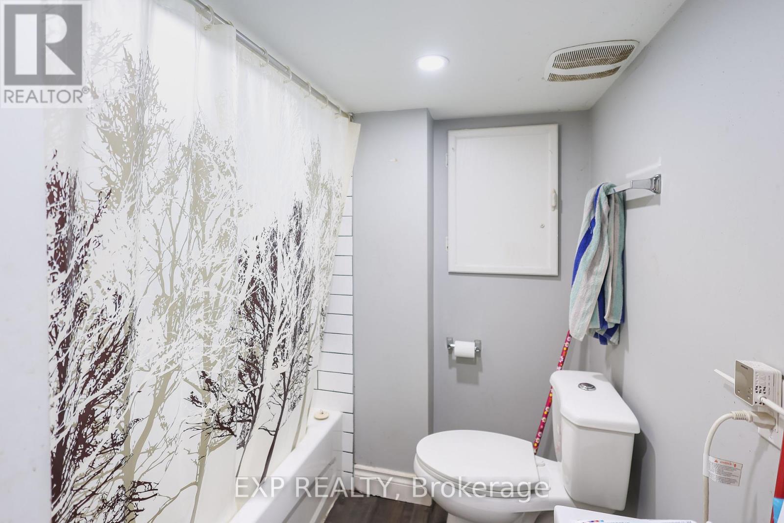 69 Victoria Avenue N, Hamilton, Ontario  L8L 5E3 - Photo 23 - X12355786