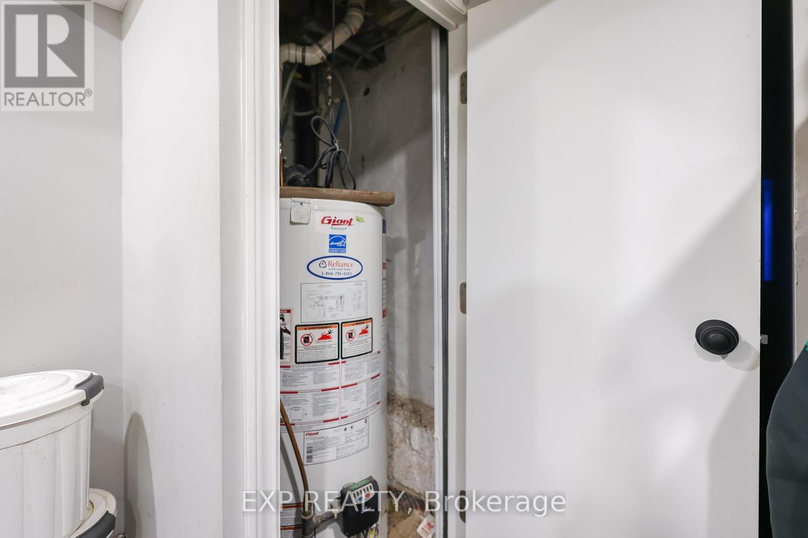 69 Victoria Avenue N, Hamilton, Ontario  L8L 5E3 - Photo 25 - X12355786