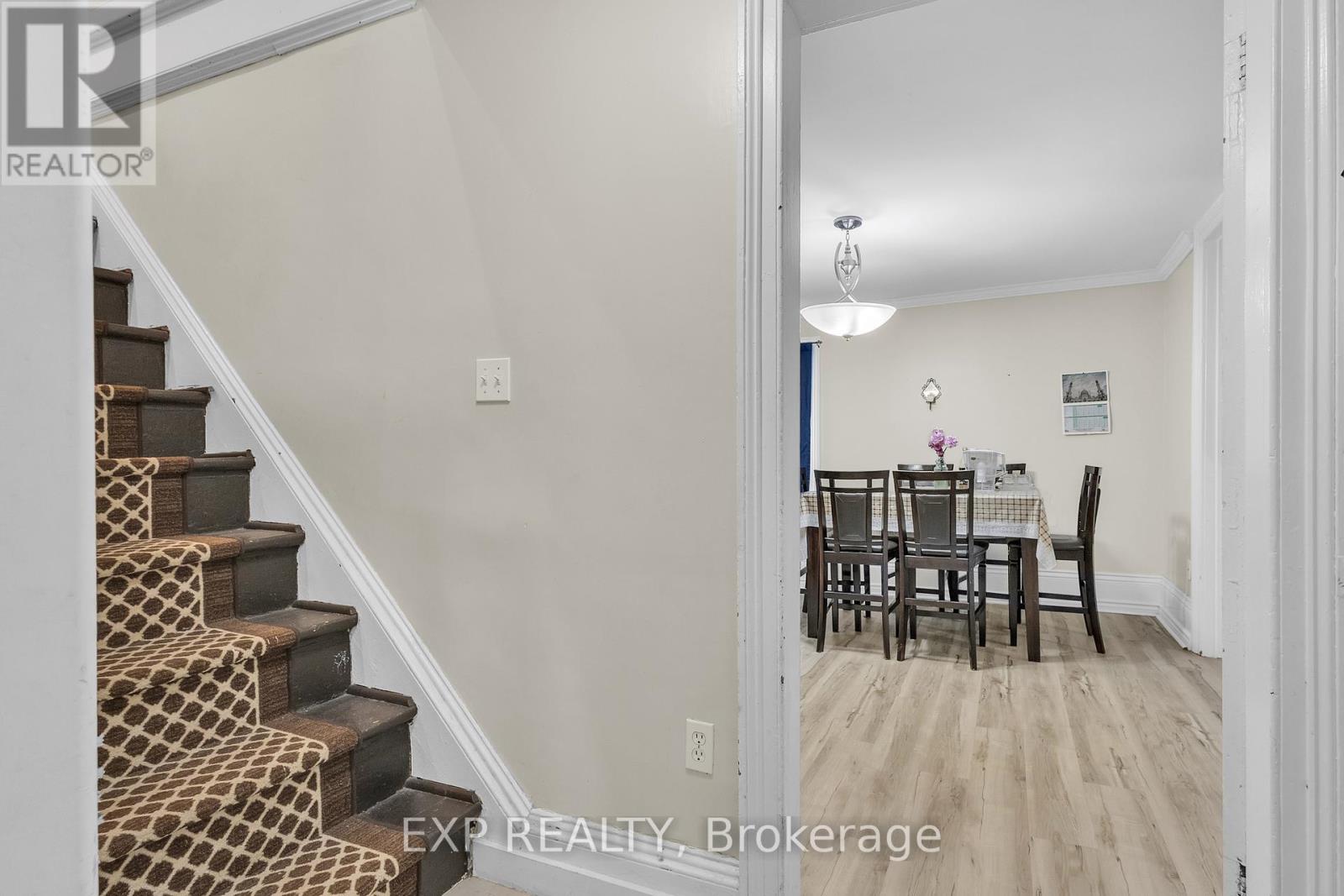 228 Main Street, Cambridge, Ontario  N1R 1W8 - Photo 15 - X12371051