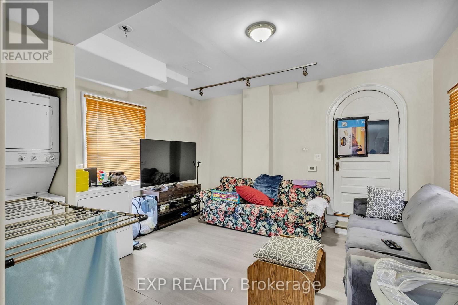 228 Main Street, Cambridge, Ontario  N1R 1W8 - Photo 28 - X12371051