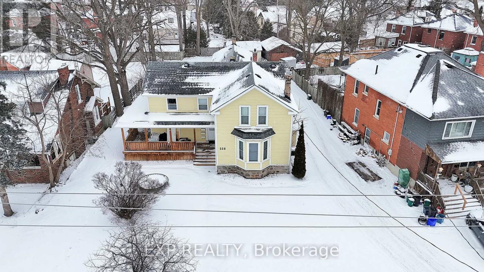 228 Main Street, Cambridge, Ontario  N1R 1W8 - Photo 32 - X12371051