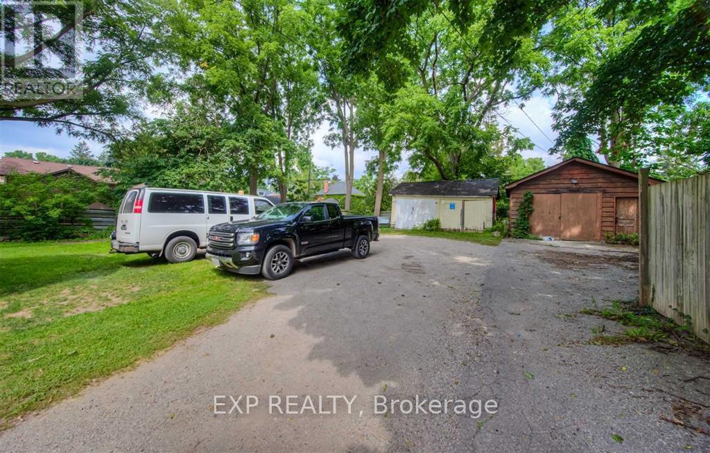 228 Main Street, Cambridge, Ontario  N1R 1W8 - Photo 33 - X12371051