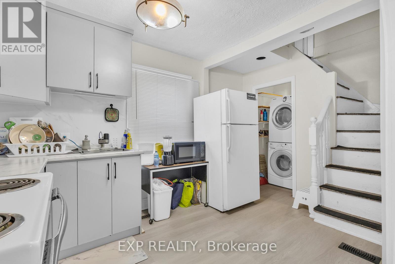 228 Main Street, Cambridge, Ontario  N1R 1W8 - Photo 8 - X12371051