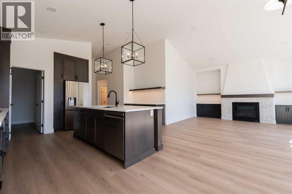541 Riverhills Way W, Lethbridge, Alberta  T1K 8H7 - Photo 12 - A2266467