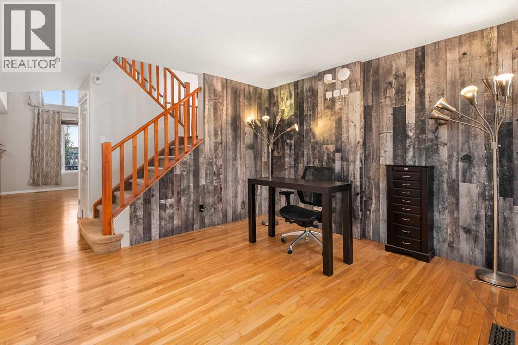 38 Autumn Gardens Se, Calgary, Alberta  T3M 0H7 - Photo 2 - A2265008