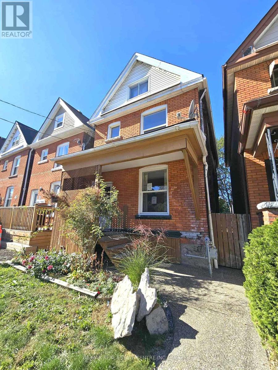 35 FAIRLEIGH AVENUE N, Hamilton, Ontario