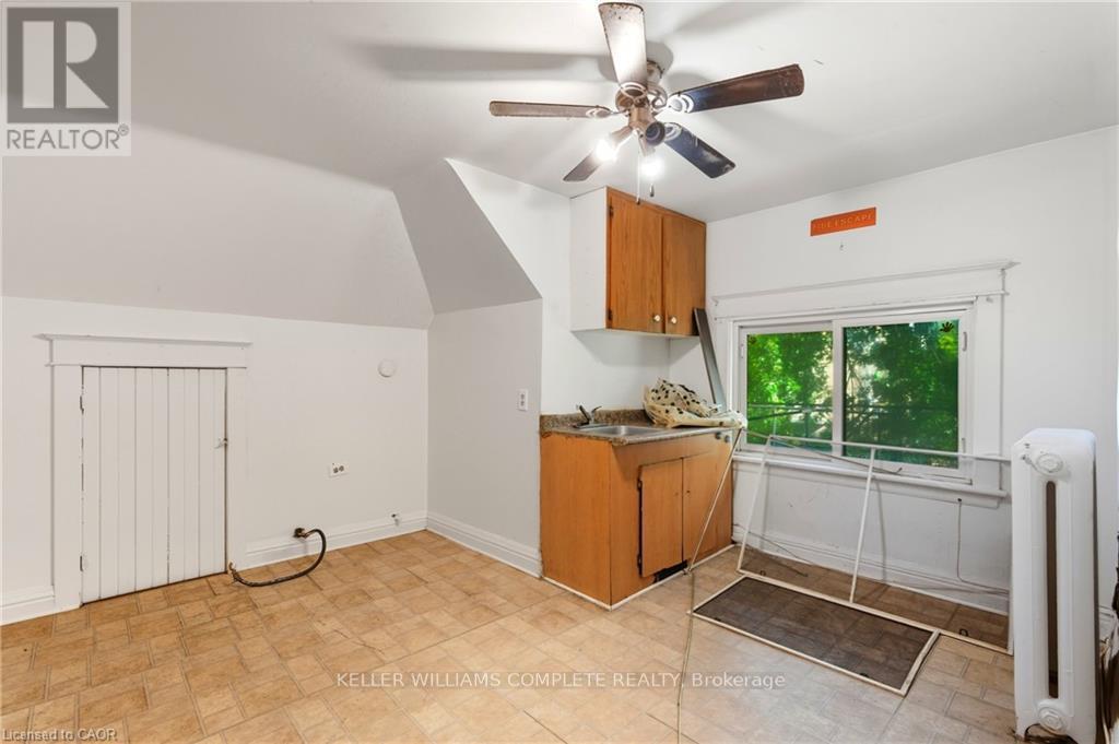 11 Holton Avenue S, Hamilton, Ontario  L8M 2L3 - Photo 28 - X12480948